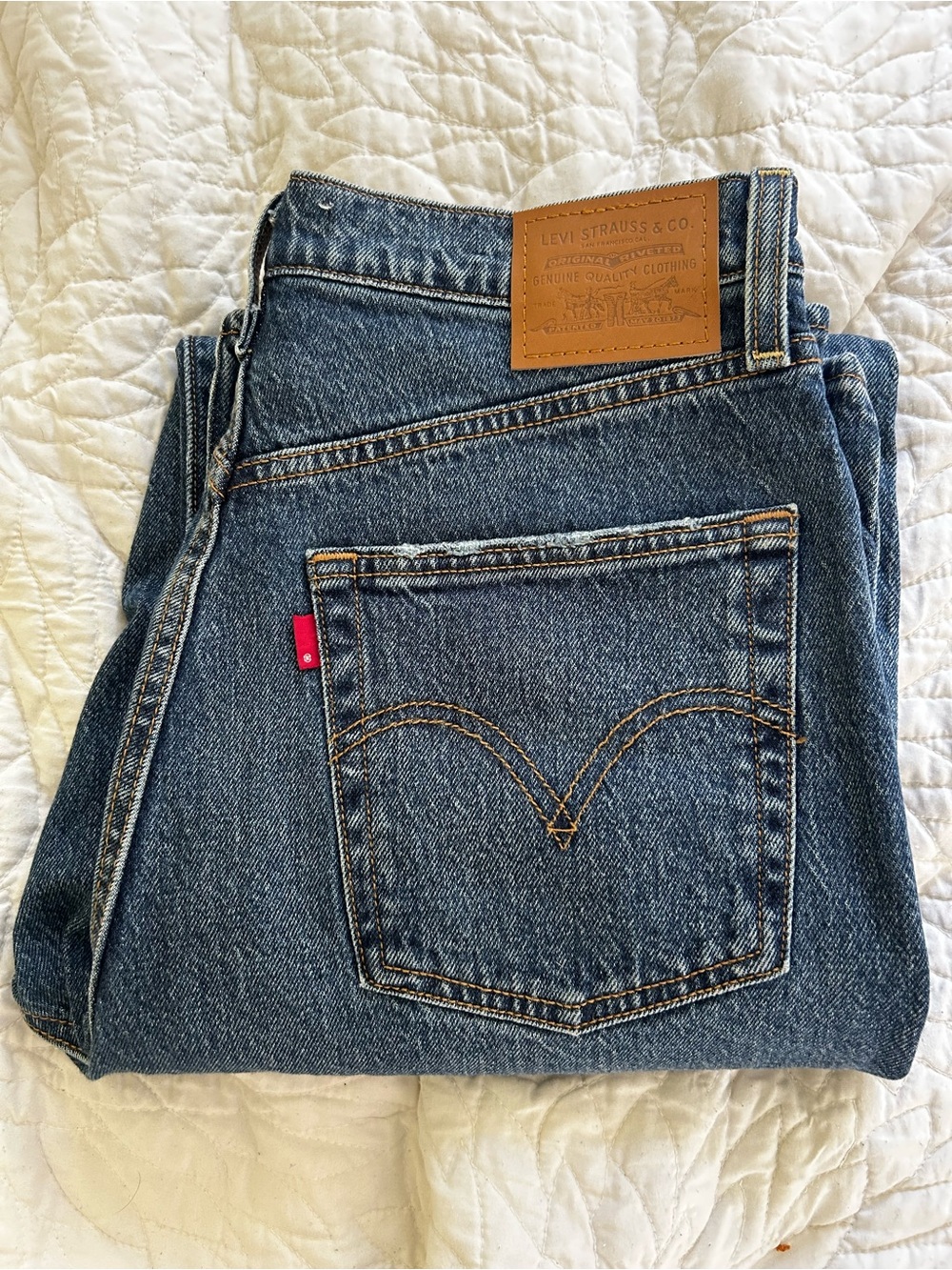 Levi's Women's Blue Straight Leg Jeans with Tan Patch